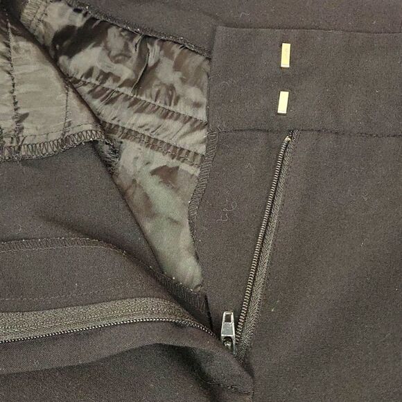 B. Works. Byer California. Classy Shorts. Size 13. EUC - Picture 6 of 8